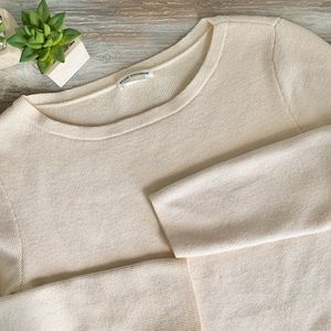 Club Monaco Cropped Sweater Size Small